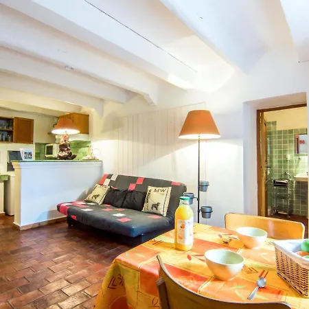 Studio Village Apartment Gassin